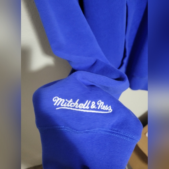 Mitchell & Ness Seattle Pilots (Mariners) Throwback Hoodie - Picture 2 of 4